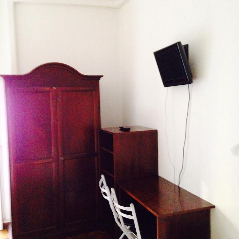 Hotel Medea Milaan Kamer foto